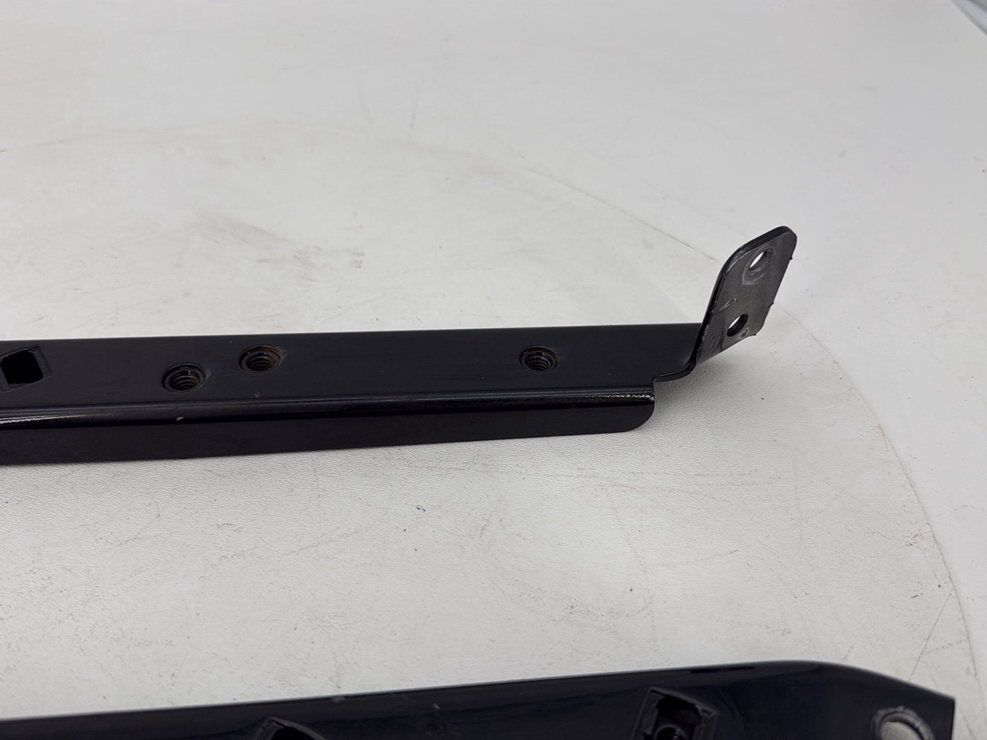 1999 - 2006 Harley-Davidson Touring Electra Glide Left & Right Saddlebag Mount Brackets 90718-79C