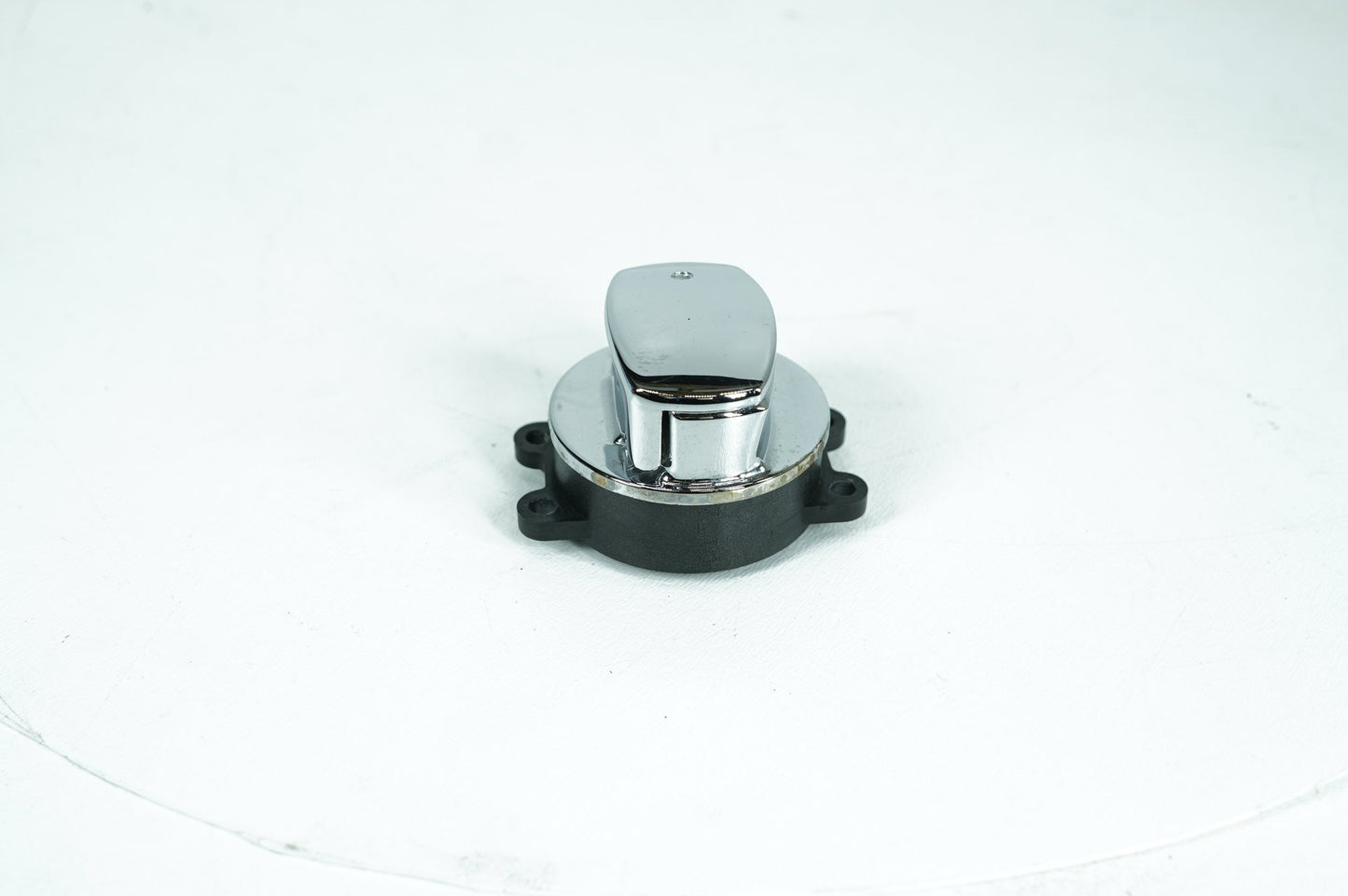 1999 - 2006 Harley-Davidson Dyna Wide Glide Ignition Switch Cylinder Barrel Lockset NOKey  	71450-04
