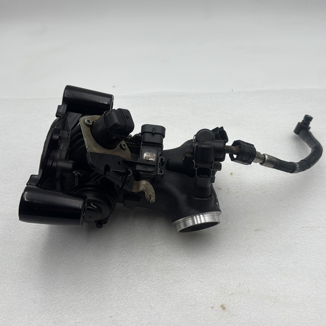 2007 - 2017 Harley-Davidson Dyna Wide Glide Engine Intake Manifold Throttle Body 27708-06A