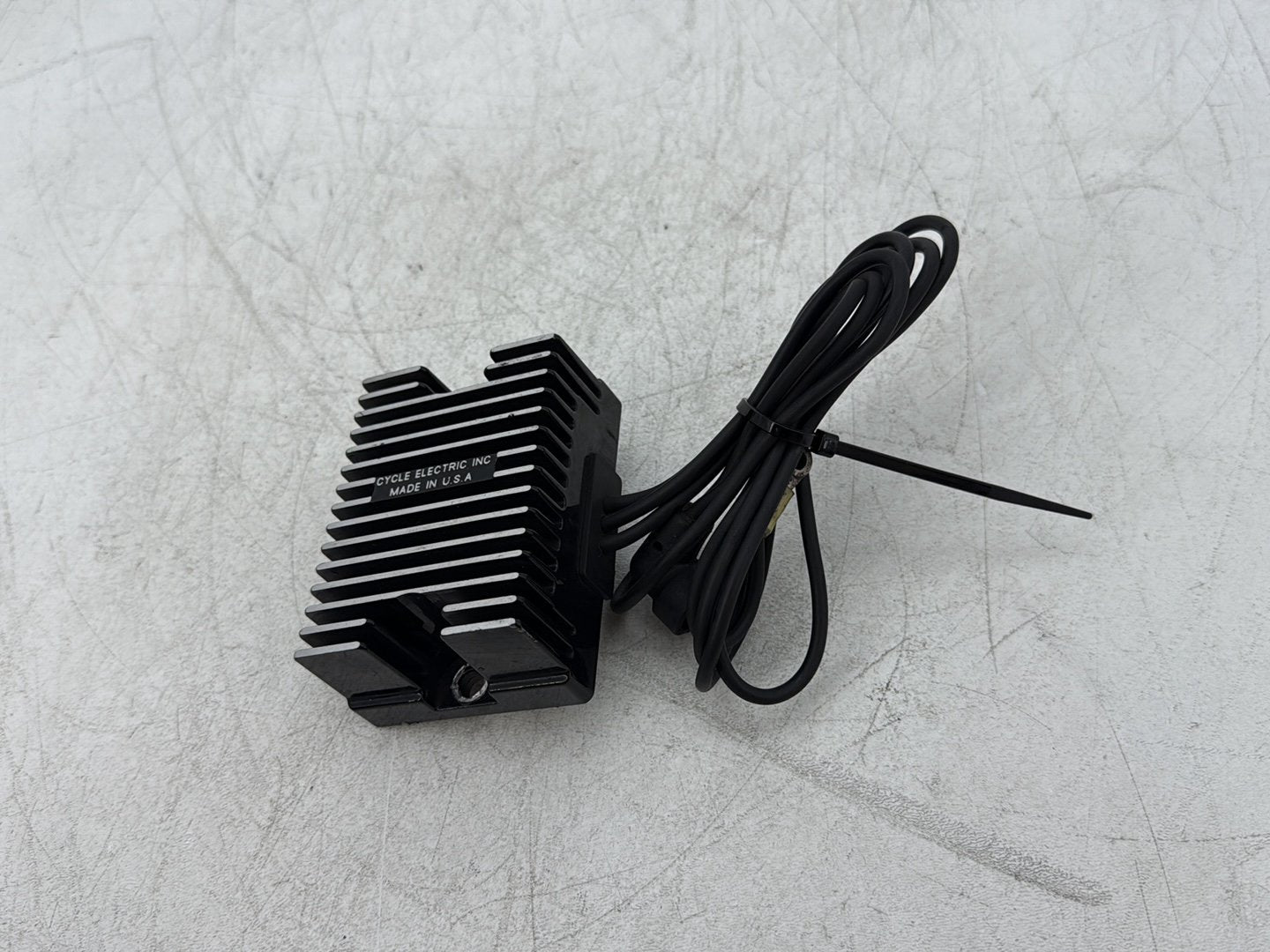 1995 Harley Road King Touring FLHR OEM Voltage Regulator Rectifier
