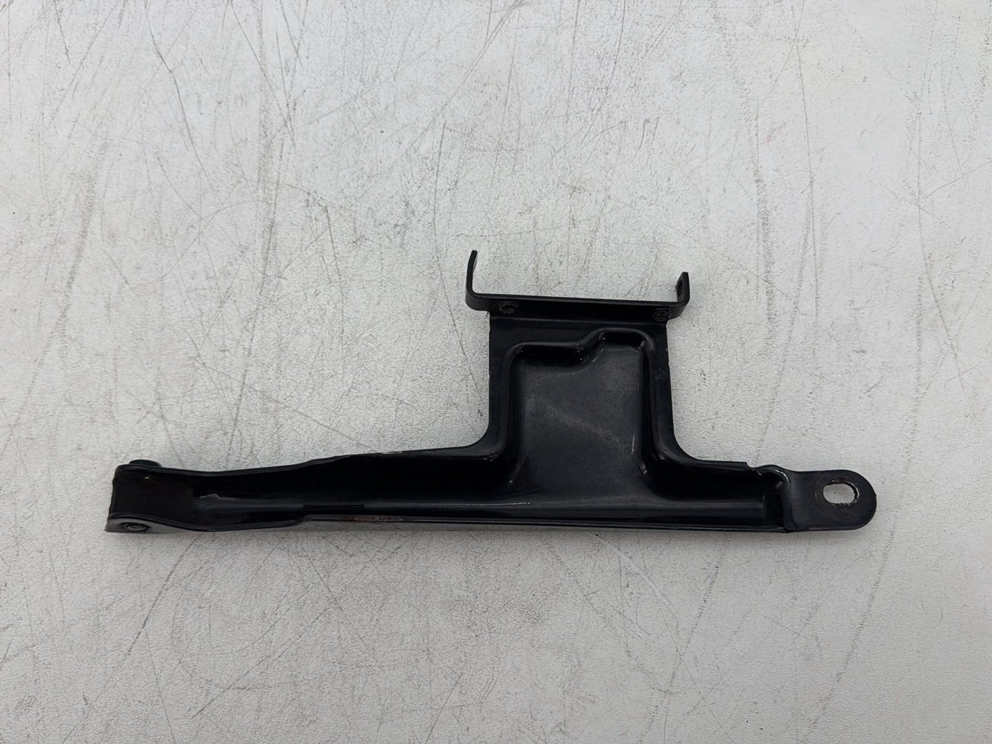 2011 Harley Softail FLSTFB Fat Boy OEM Seat Bracket Mount Support Mounting
