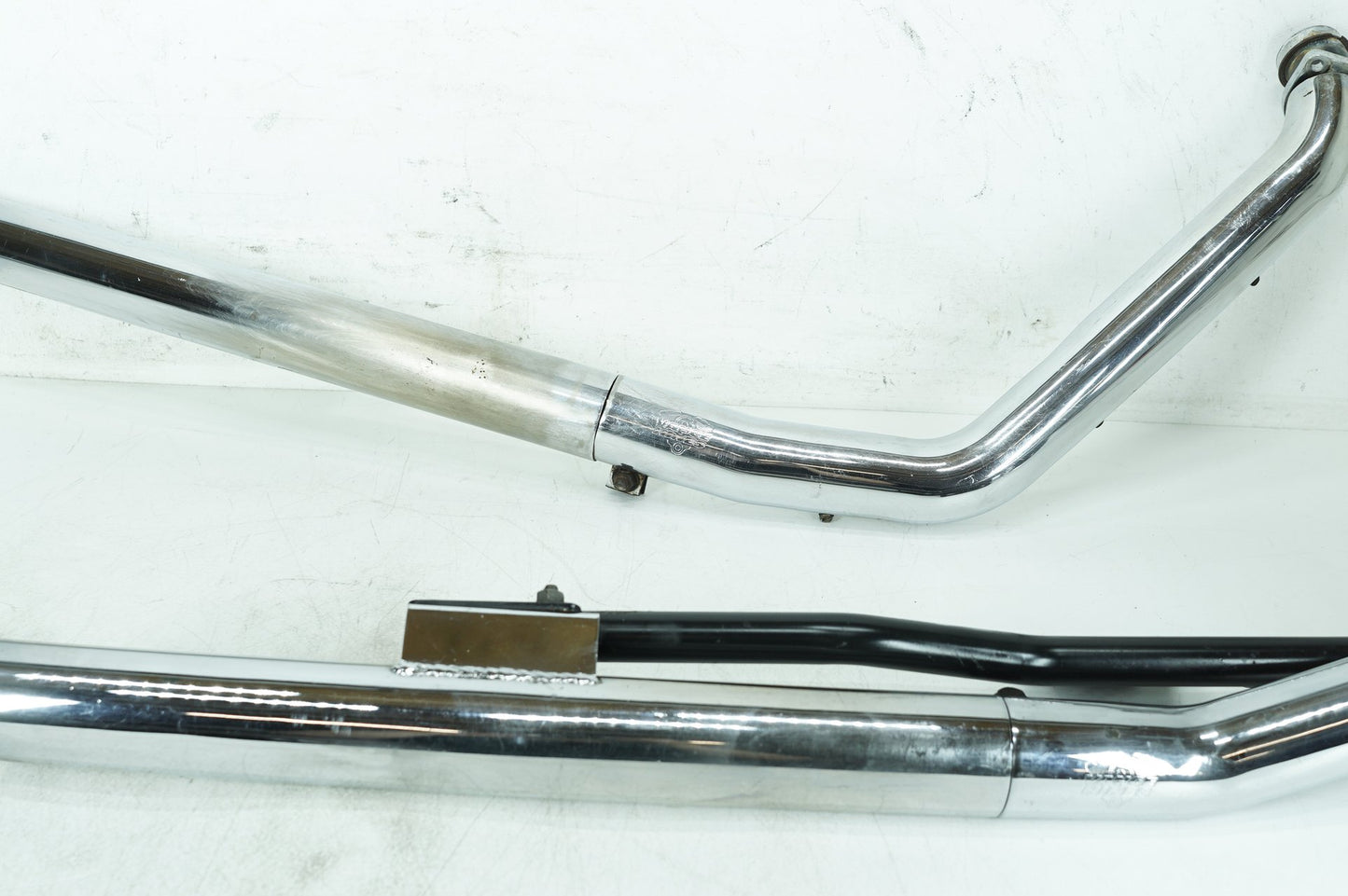 1999 - 2006 Harley-Davidson Softail Fat Boy Exhaust Header Pipes Vance & Hines  	65499-00A
