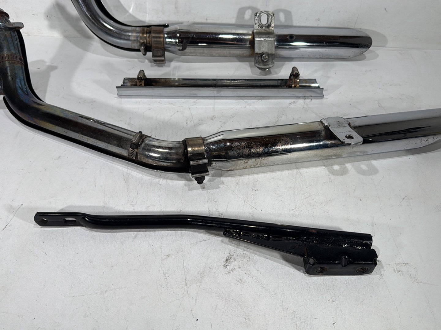 2001 Harley Sportster 88 XLH883 Exhaust Header Muffler Pipes Screamin Eagle SCRATCHED