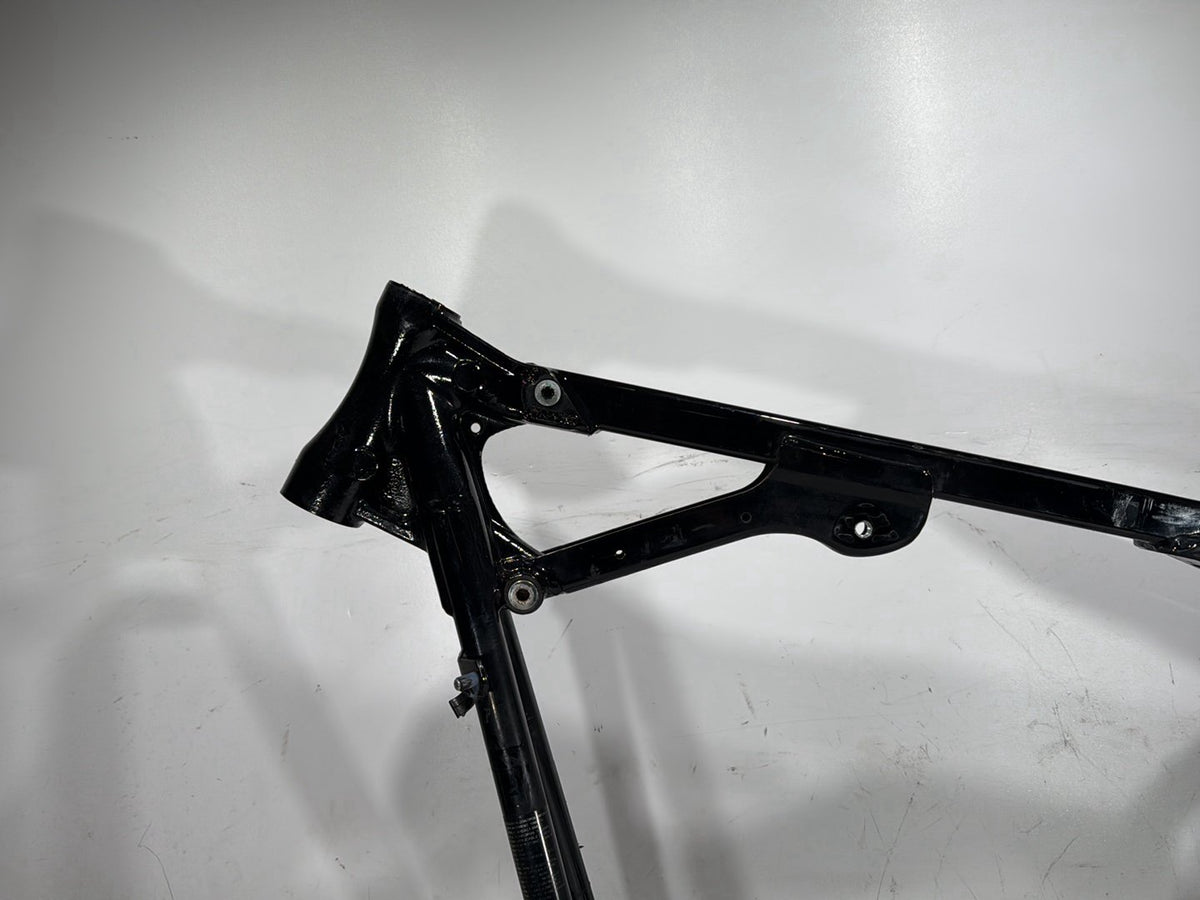2011 Harley Heritage Softail Classic FLSTC OEM Body Main Frame Chassis SLVG