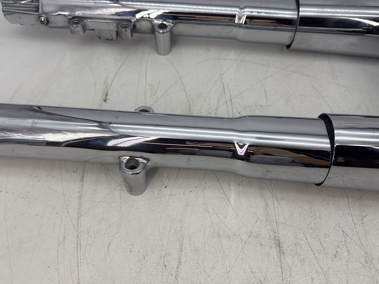 2006 Harley Softail FLSTCI Heritage Classic OEM Front Triple Tree Set & LH RH Fork Legs Sliders