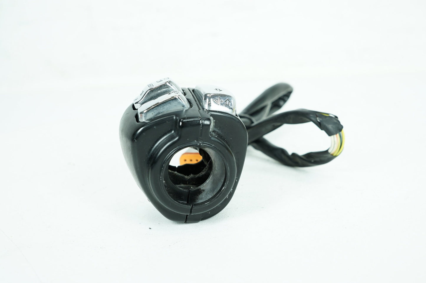 1999 - 2006 Harley-Davidson Dyna Low Rider Left Turn Signal Headlight Switches Controls 71685-06A