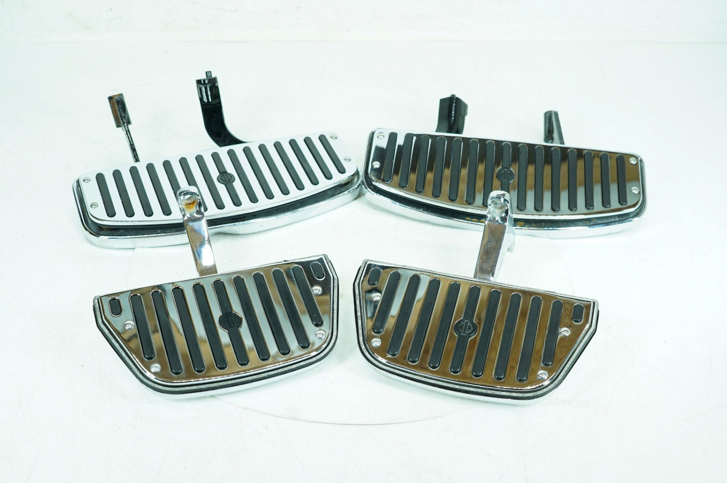2017 - 2025 Harley-Davidson Touring Electra Glide Ultra Left Right Driver & Pass Floorboard Foot Rest 50614-06