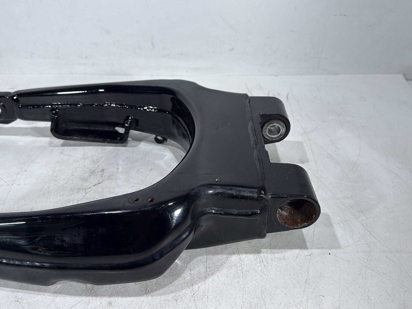 2016 Harley Road King Touring FLHR OEM Rear Fork Swingarm Swing Arm
