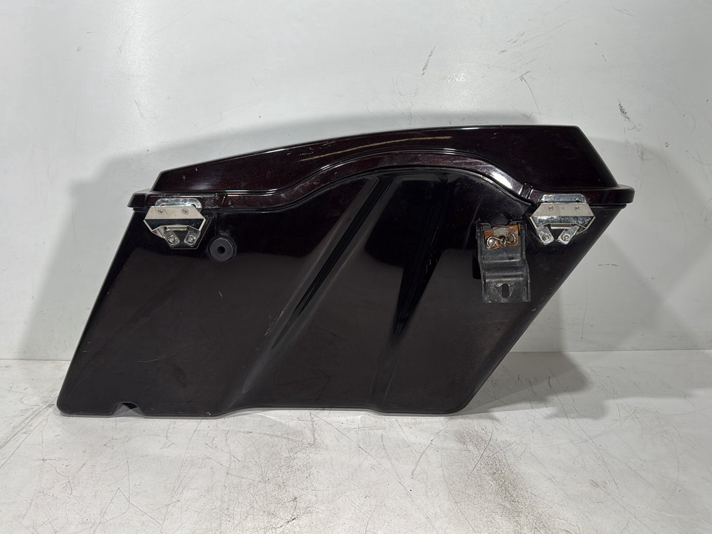 2011 Harley Street Glide Touring FLHX OEM Left 1 Saddlebag Luggage NO Key