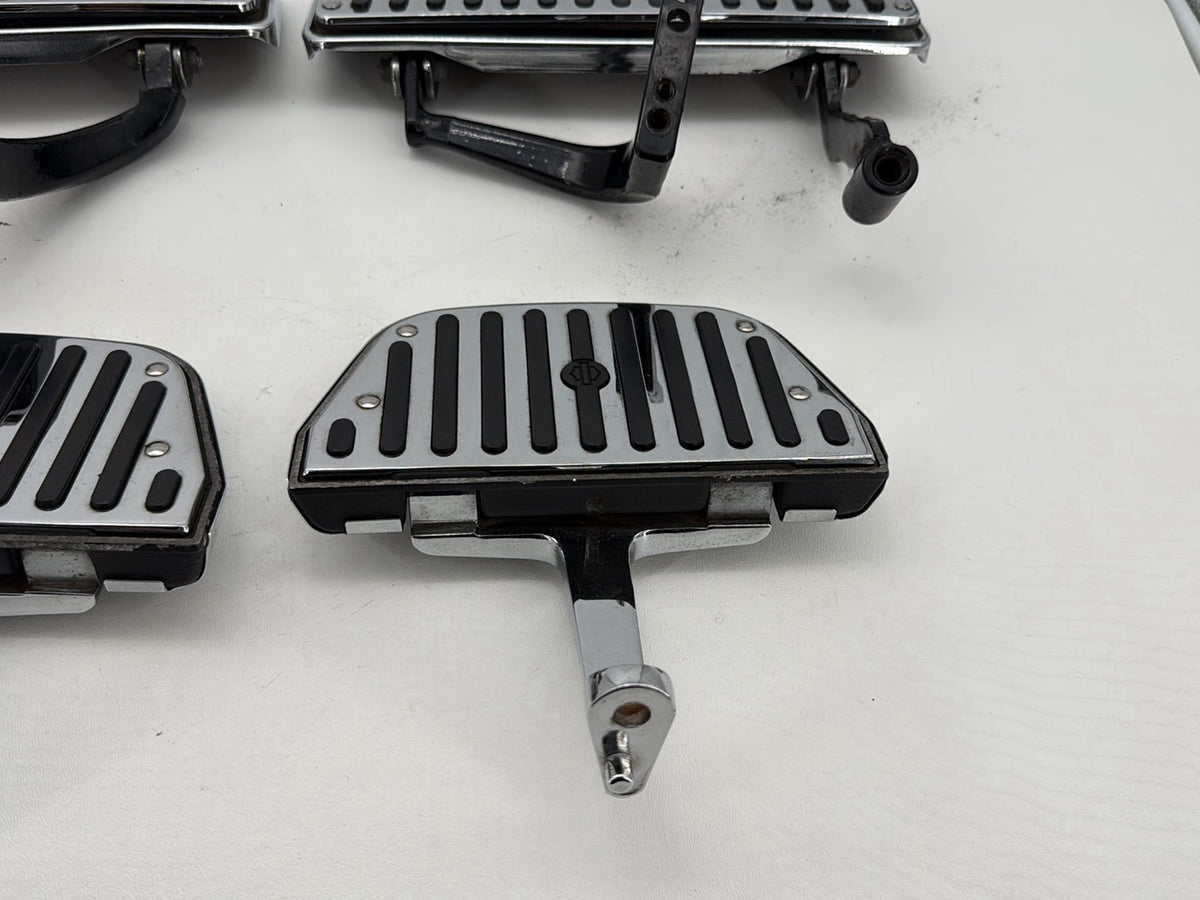 2001 Harley Electra Glide Touring Left Right Driver & Pass Floorboard Foot Rest