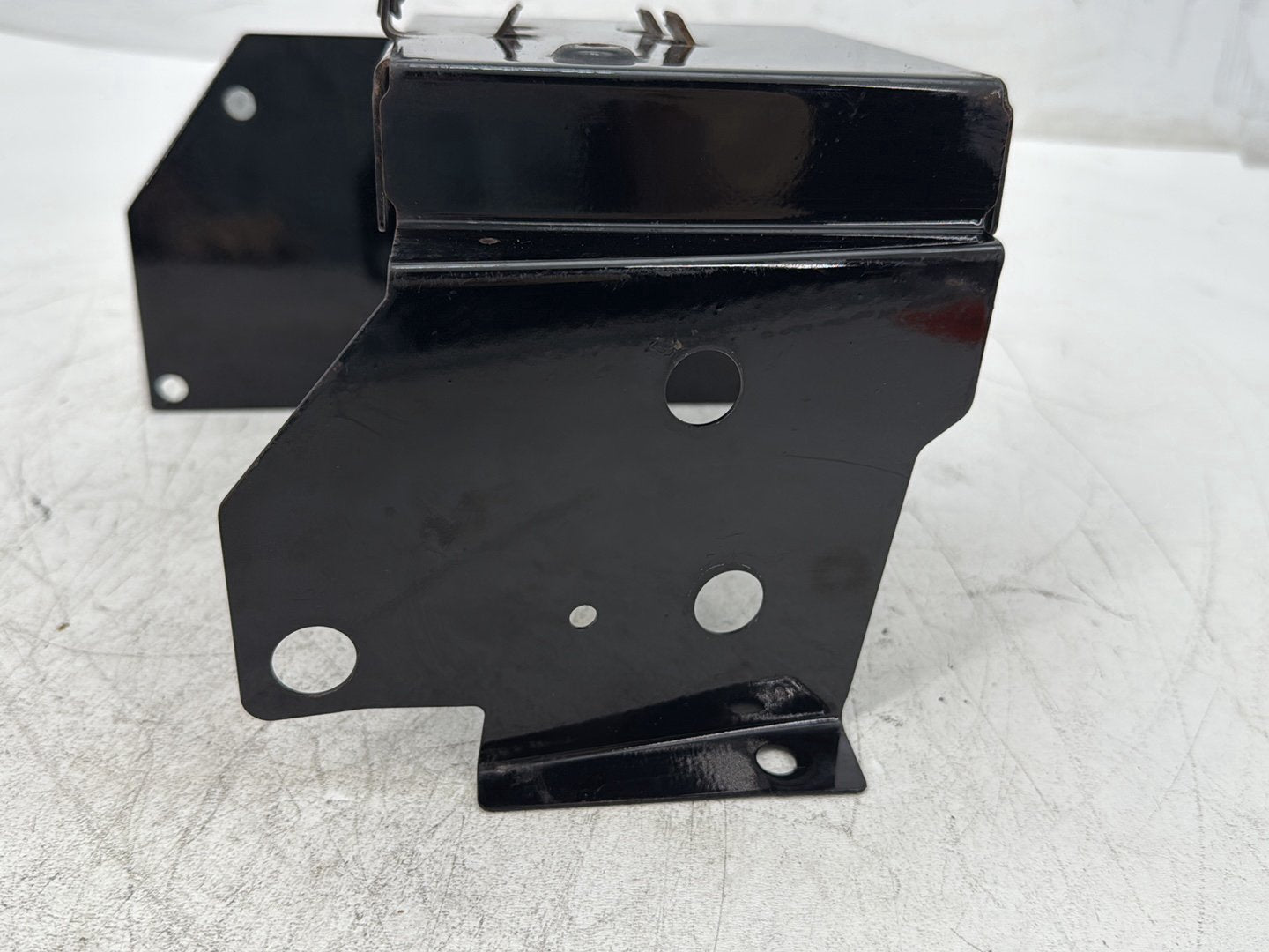 2005 Harley Electra Glide Touring Ultra FLHTCUI OEM Lower Battery Tray Stay Box Cover Panel