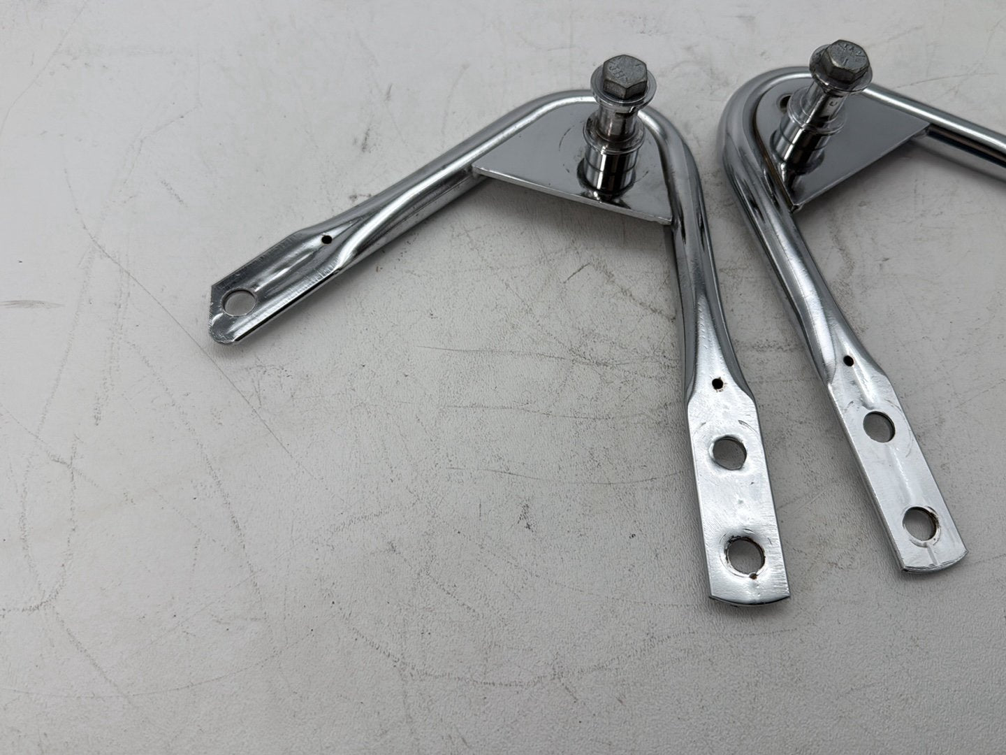 2007 Harley Touring FLHTP Electra Glide Police OEM Detachable Tour Pak Luggage Box Bracket