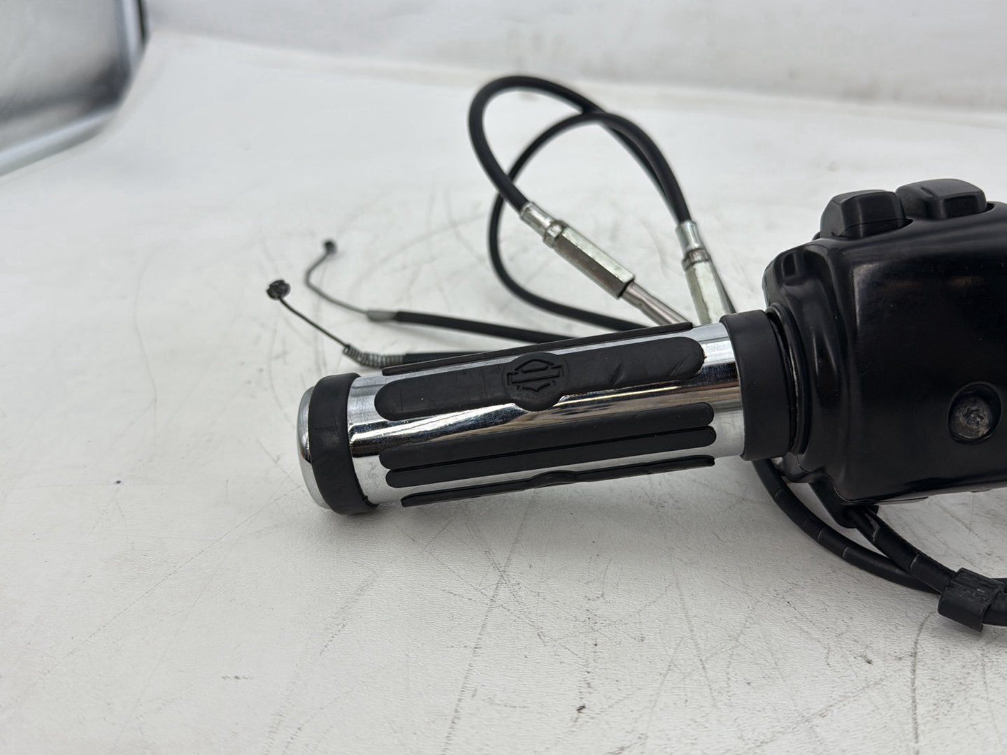 05 Harley Heritage Softail Classic OEM Right Engine Start Kill Switches Controls