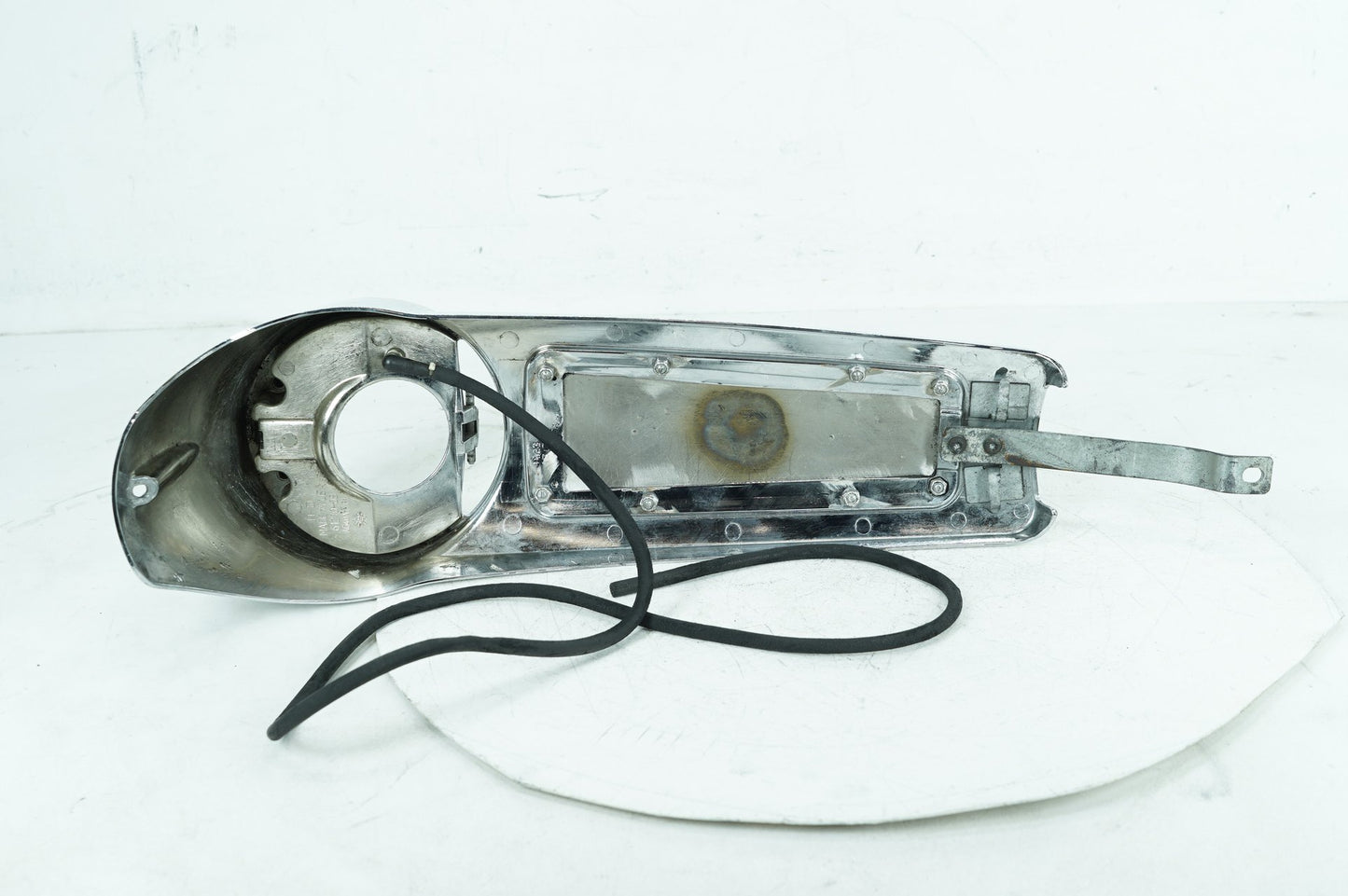 2007 - 2012 Harley-Davidson Touring Electra Glide Ultra Fuel Gas Tank Dash Console NOKey 61270-08