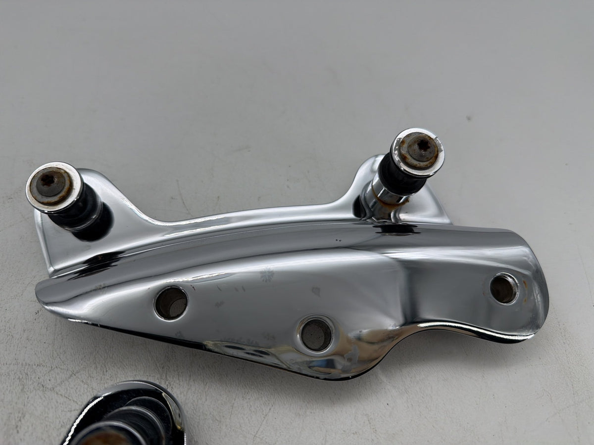 2011 Harley Road King Touring FLHR OEM 5 Point Detachable Docking Hardware