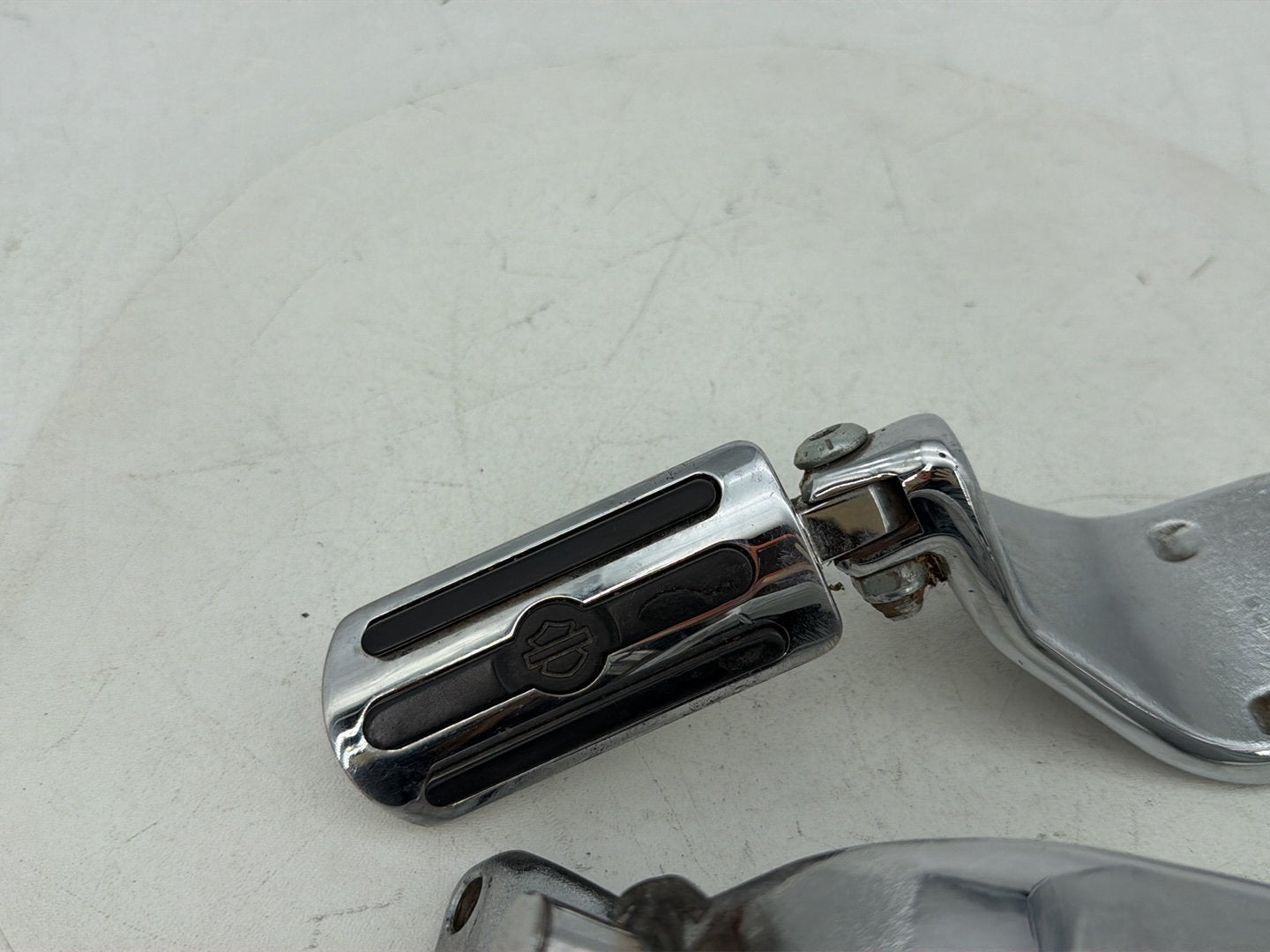 2007 - 2017 Harley-Davidson Dyna Super Glide Custom Left & Right Driver Step Foot Rest Pegs 50639-90A