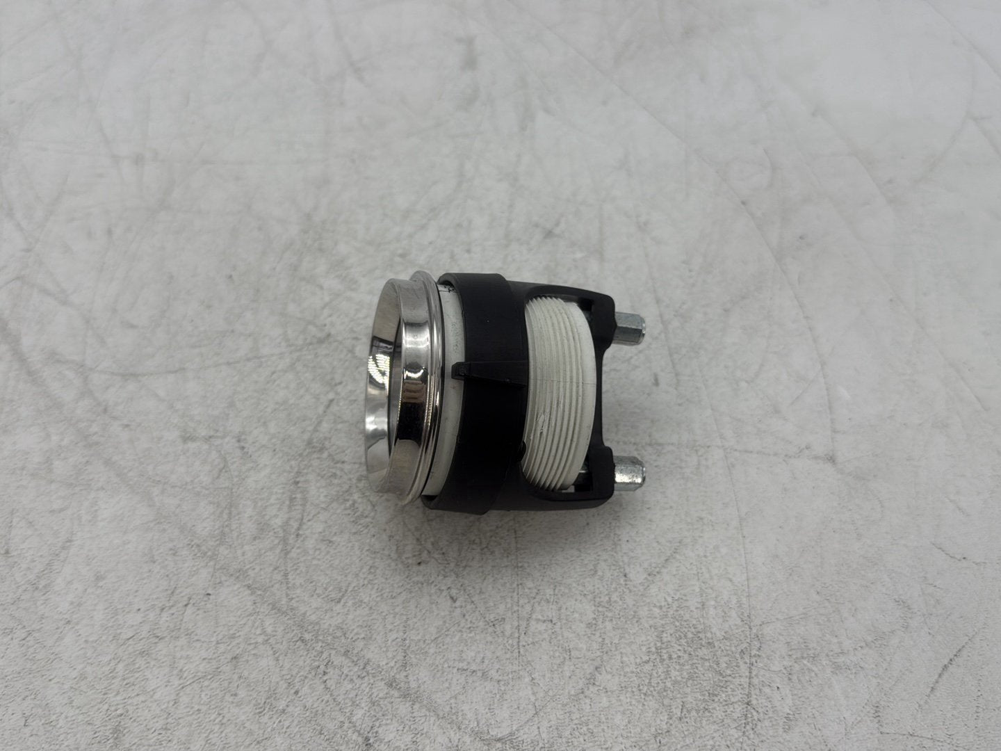 2010 Harley Street Glide Touring FLHX OEM Oil Pressure Gauge Instrument Cluster