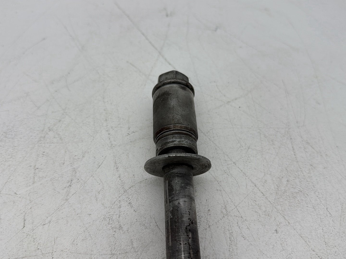 2000 Harley Dyna FXDWG Wide Glide OEM Rear Wheel Axle Bolt Shaft