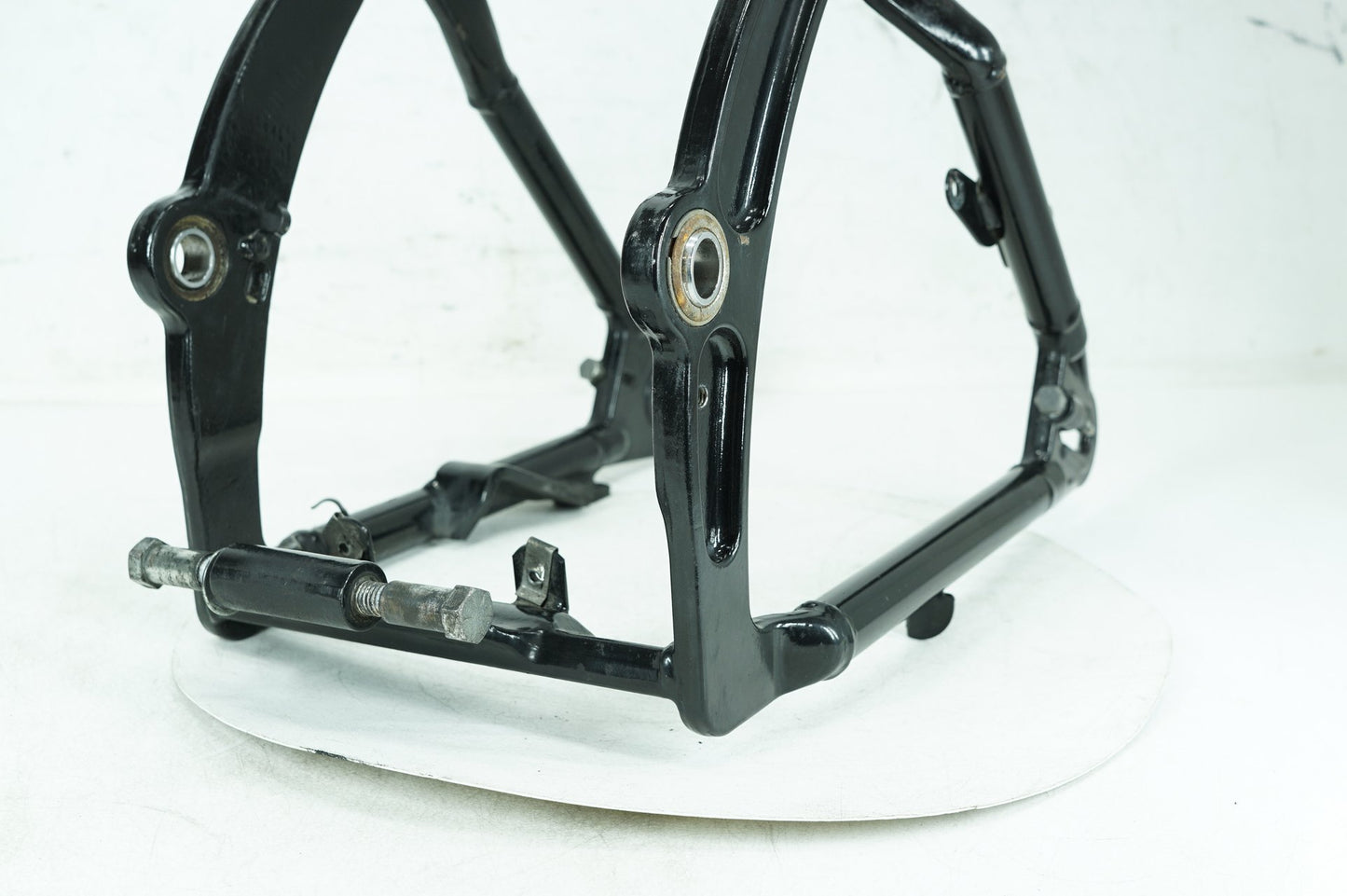 1999 - 2006 Harley-Davidson Softail Fat Boy Rear Fork Swingarm Swing Arm 47573-00A
