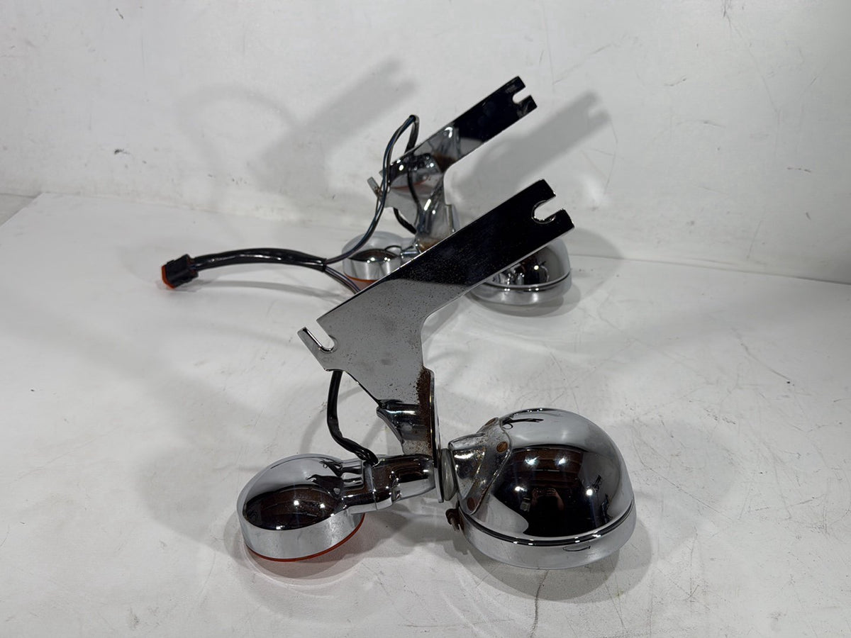 1996 Harley Electra Glide Touring FLHT OEM Front Turn Signal Indicators Aux Light Bar