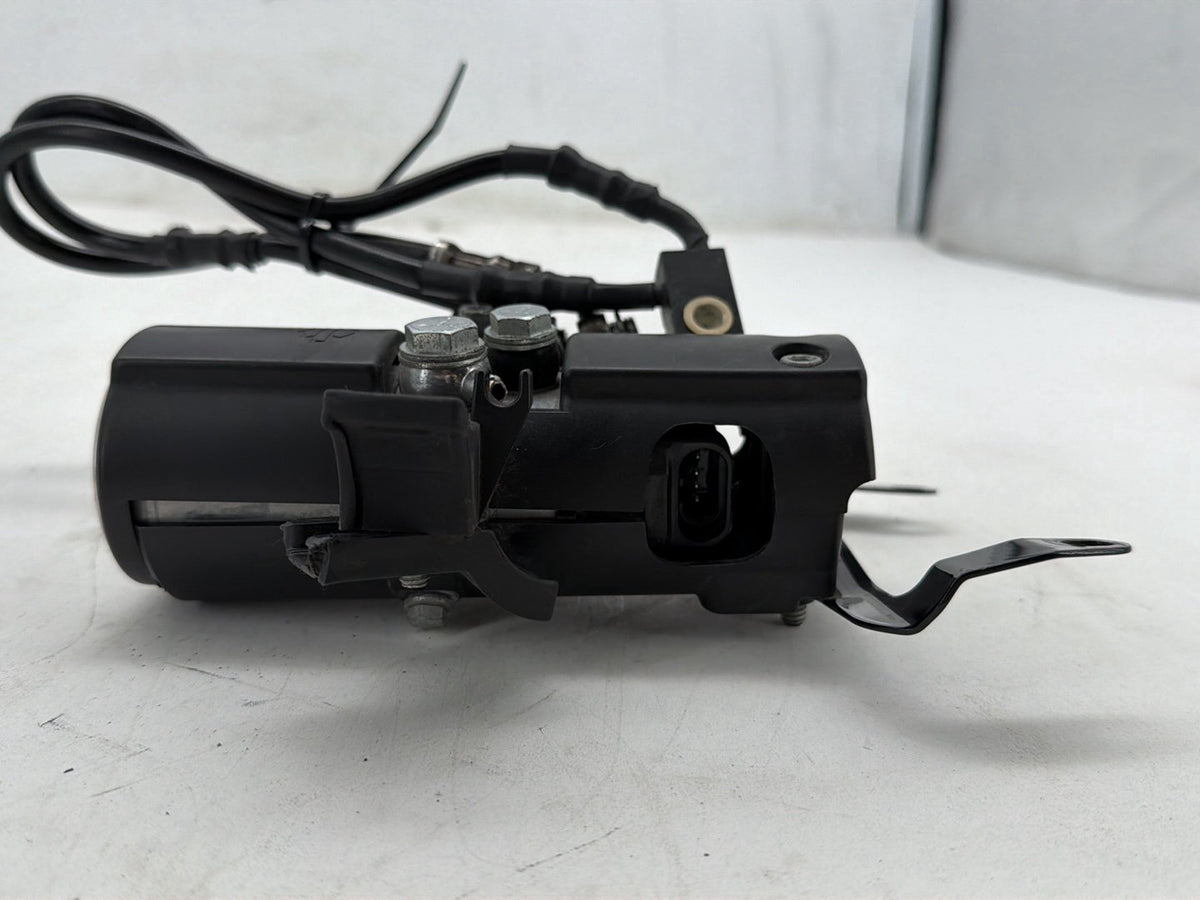 2015 Harley Softail Deluxe FLSTN OEM Front ABS Brake Pump Control Unit