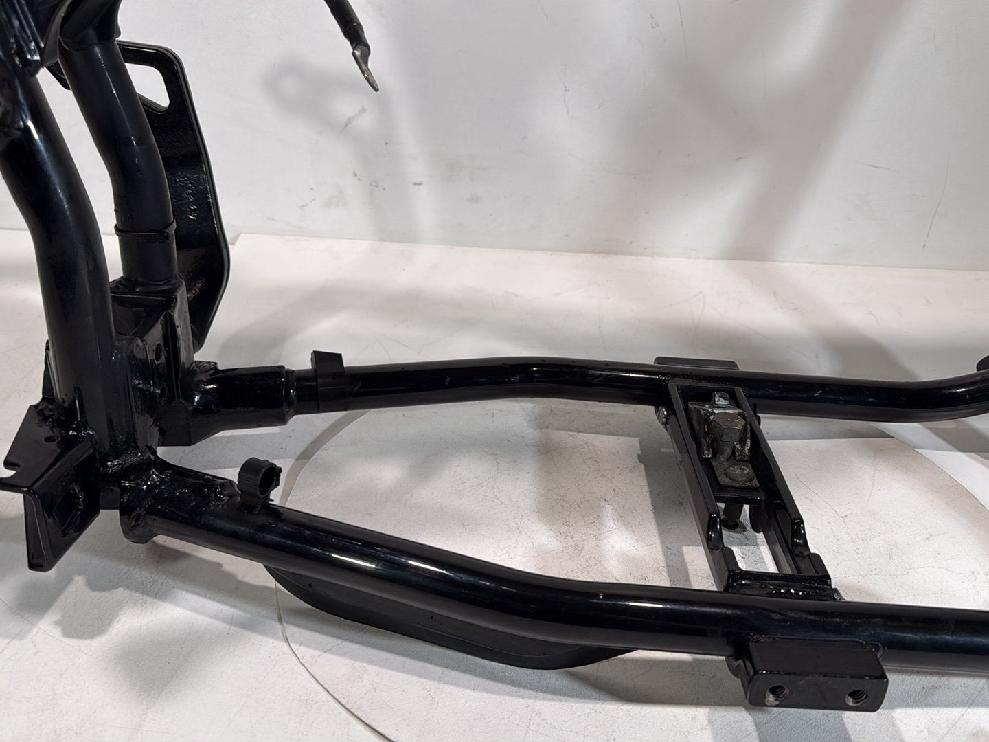 1999 - 2006 Harley-Davidson Dyna Super Glide Body Main Frame Chassis SLVG 47456-04BHP