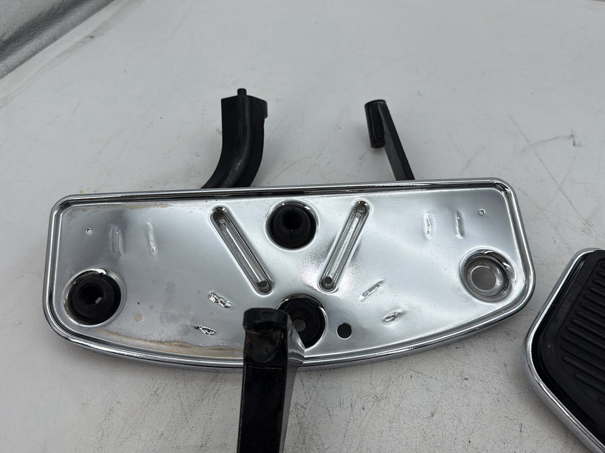2018 Harley Electra Glide Touring Left Right Driver & Pass Floorboard Foot Rest