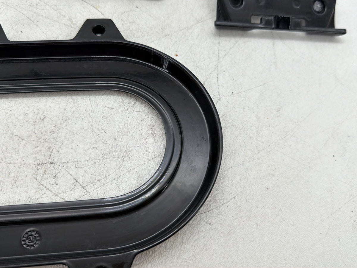 2018 Harley Road Glide Touring FLTRXS Air Filter Cleaner Cap Bezel Trim Housing