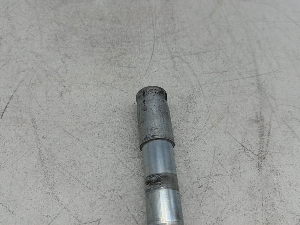 2014 Harley Dyna Low Rider FXDL OEM Front Wheel Axle Bolt Shaft 41628-08