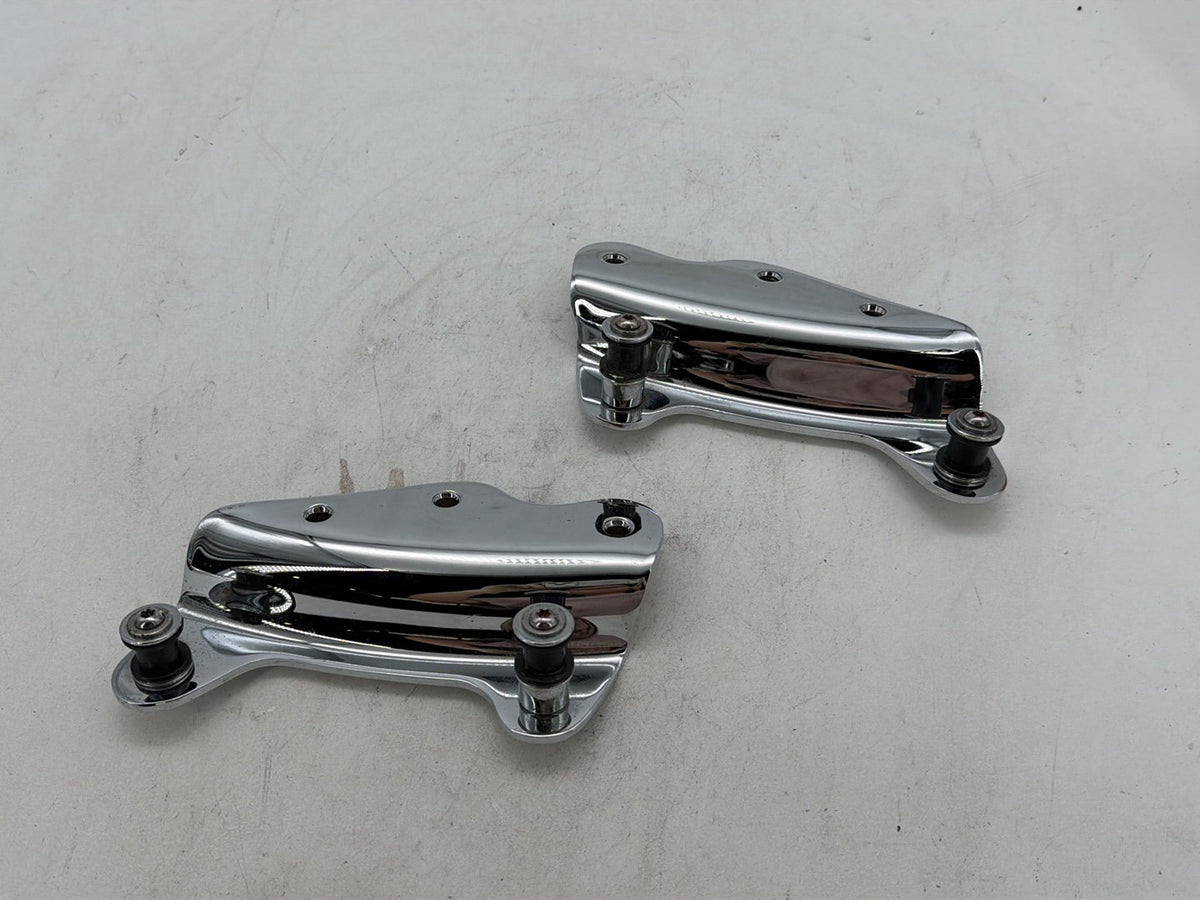 2011 Harley Road Glide Touring FLTRX OEM 5 Point Detachable Docking Hardware