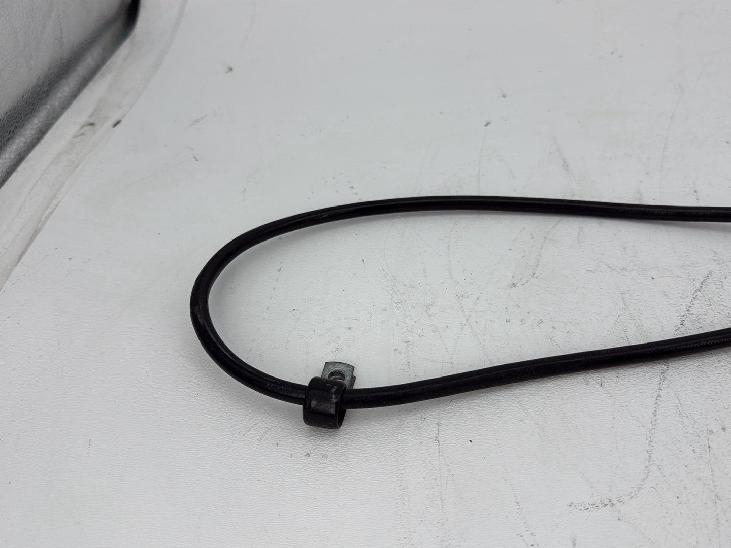 2006 Harley Dyna FXDWGI Wide Glide OEM Front Brake Hose Line Pipe