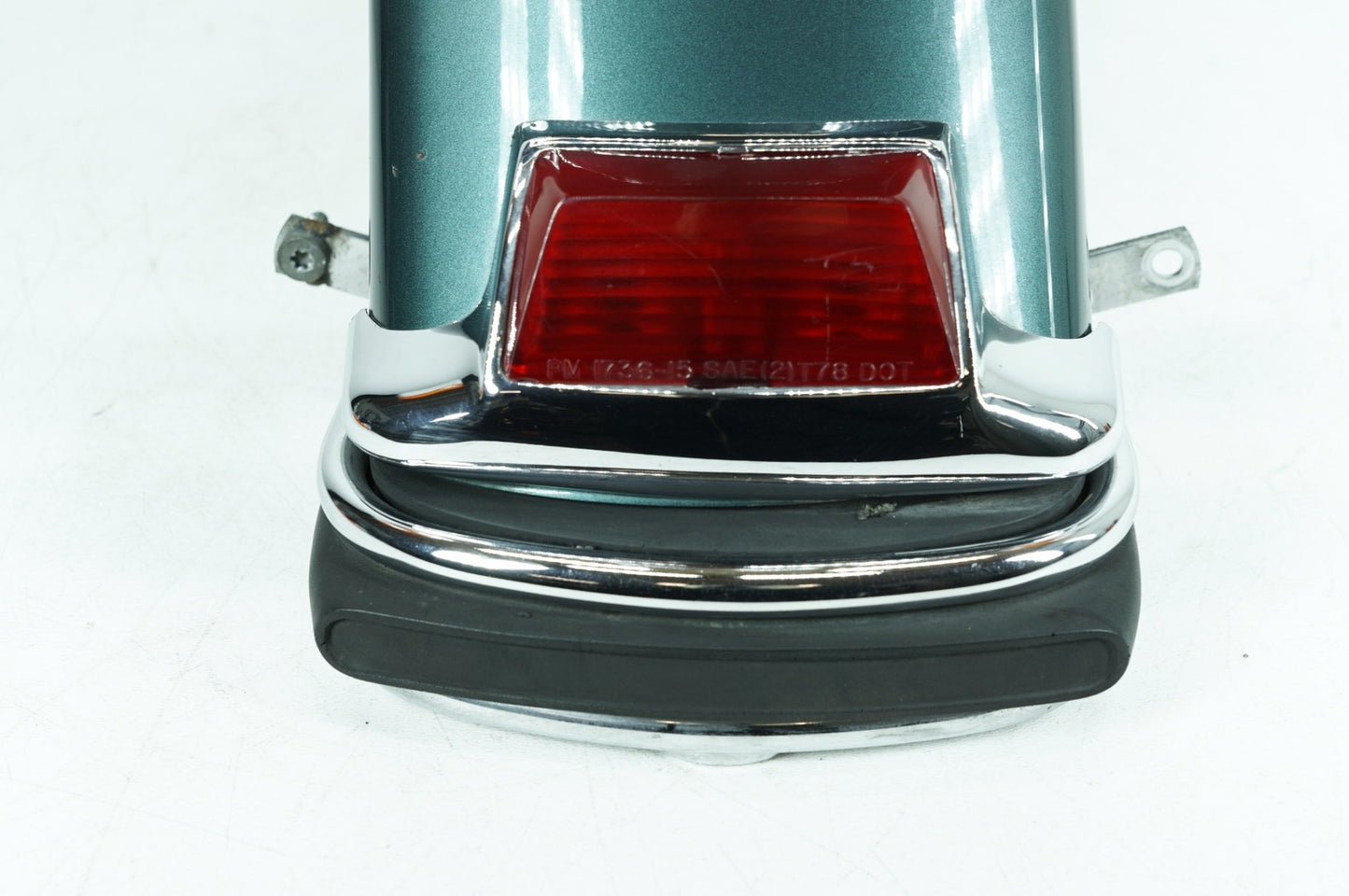 1999 - 2006 Harley-Davidson Touring Electra Glide Ultra Rear Wheel Fender & Turn Signals Bar 59579-01B