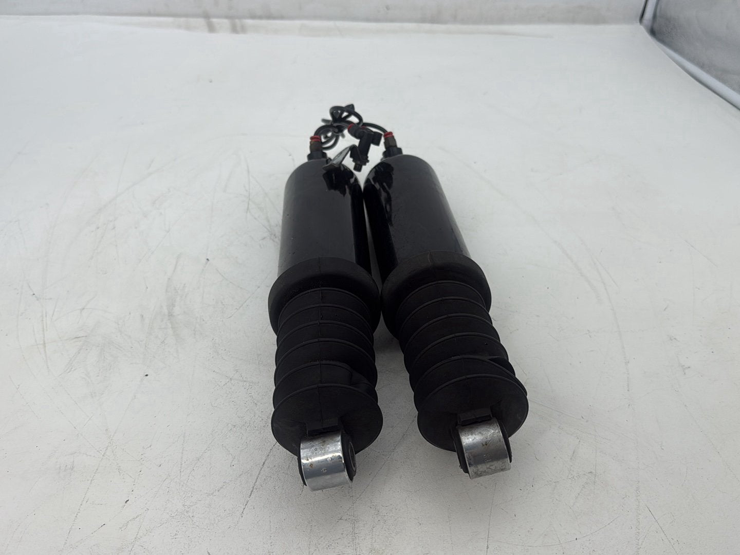 2011 Harley Electra Glide Ultra FLHTK OEM Rear Left Right Shock Absorbers 13"