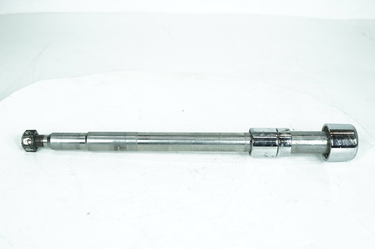1999 - 2006 Harley-Davidson Softail Fat Boy Front Wheel Axle Bolt Shaft 41584-86A