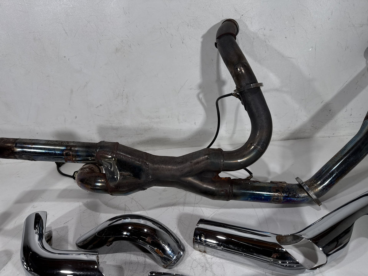 14 Harley Electra Glide Touring Ultra Exhaust Header Pipes Muffler Vance & Hines