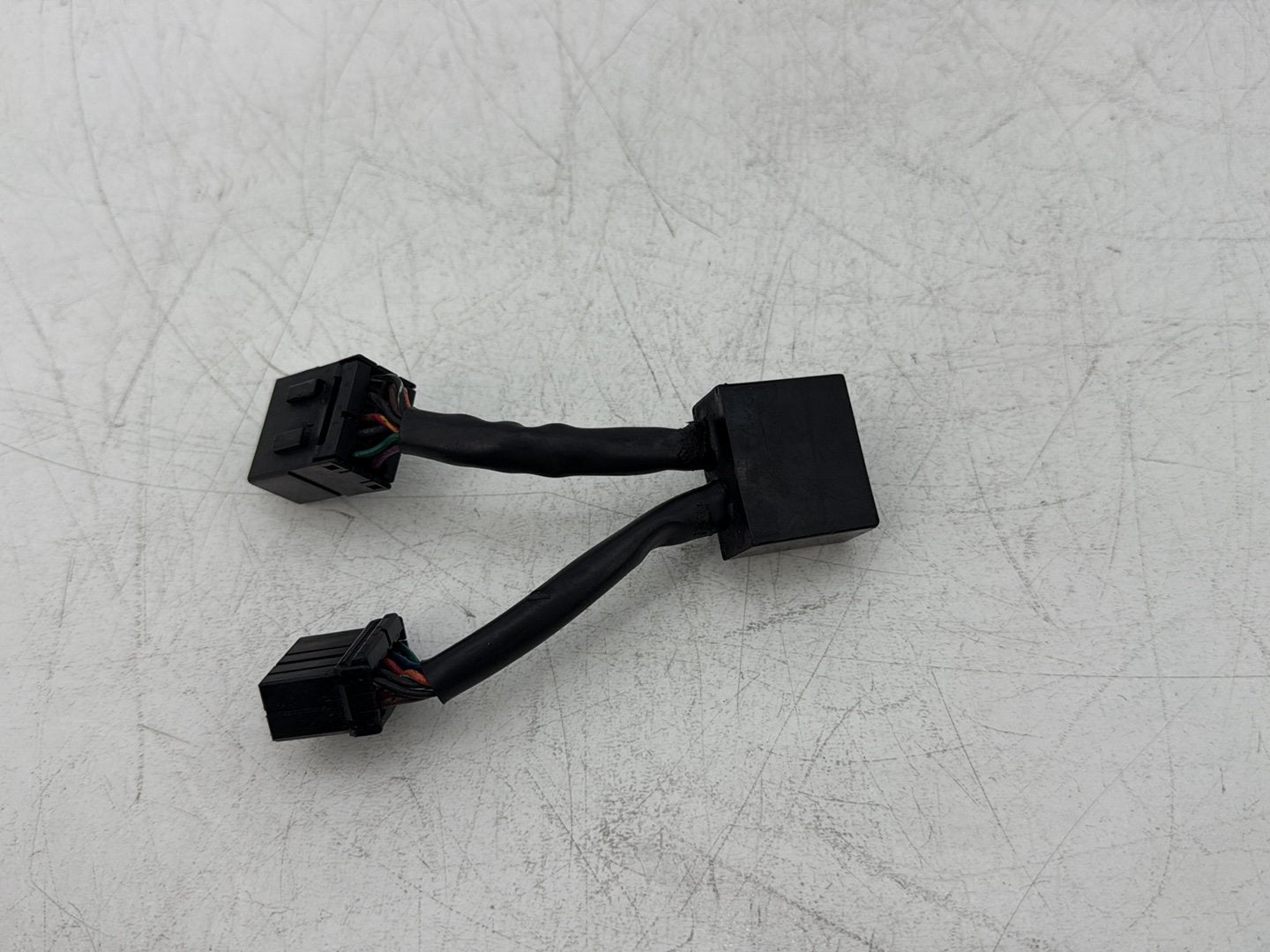 2008 Harley Electra Glide Touring Ultra FLHTCUI OEM Tail Lamp Running Light Module Equalizer