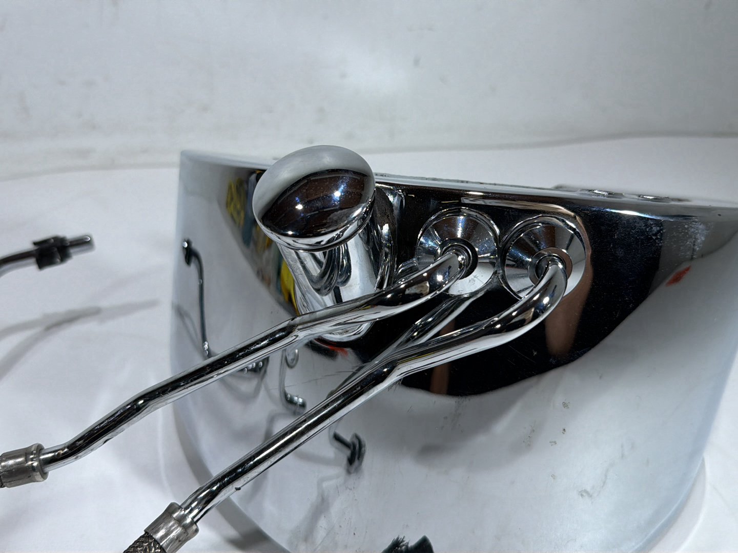 2011 Harley Heritage Softail Classic FLSTC OEM Oil Tank Reservoir Bottle Canister & Dipstick