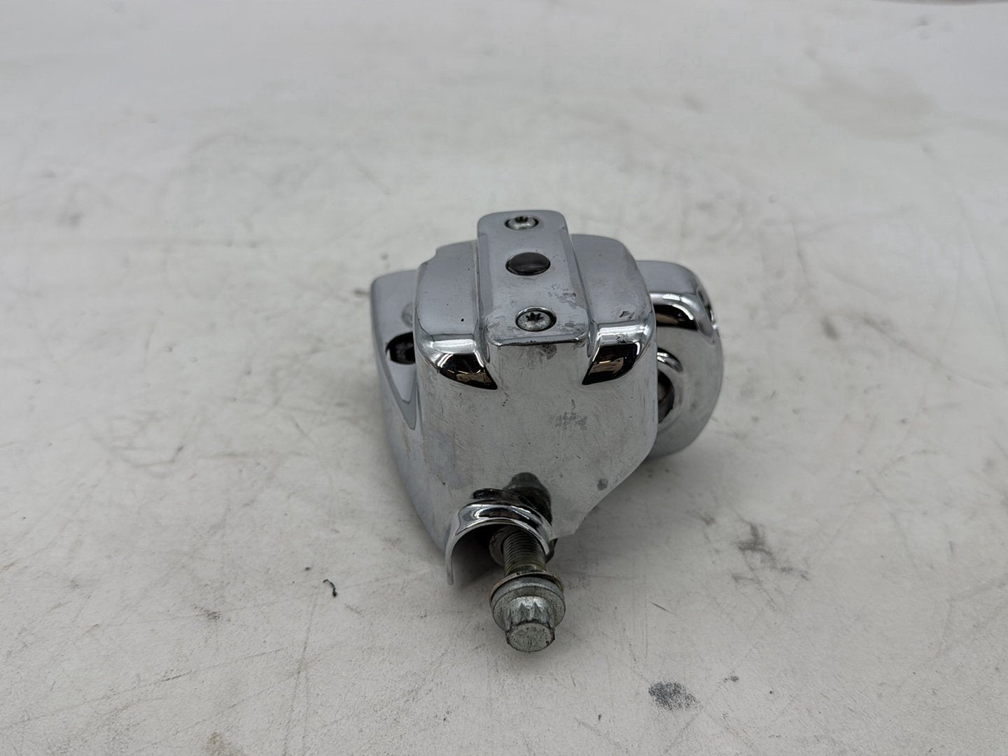 2002 Harley Heritage Softail Classic FLSTC OEM Front Right Hand Brake Lever Master Cylinder Reservoir