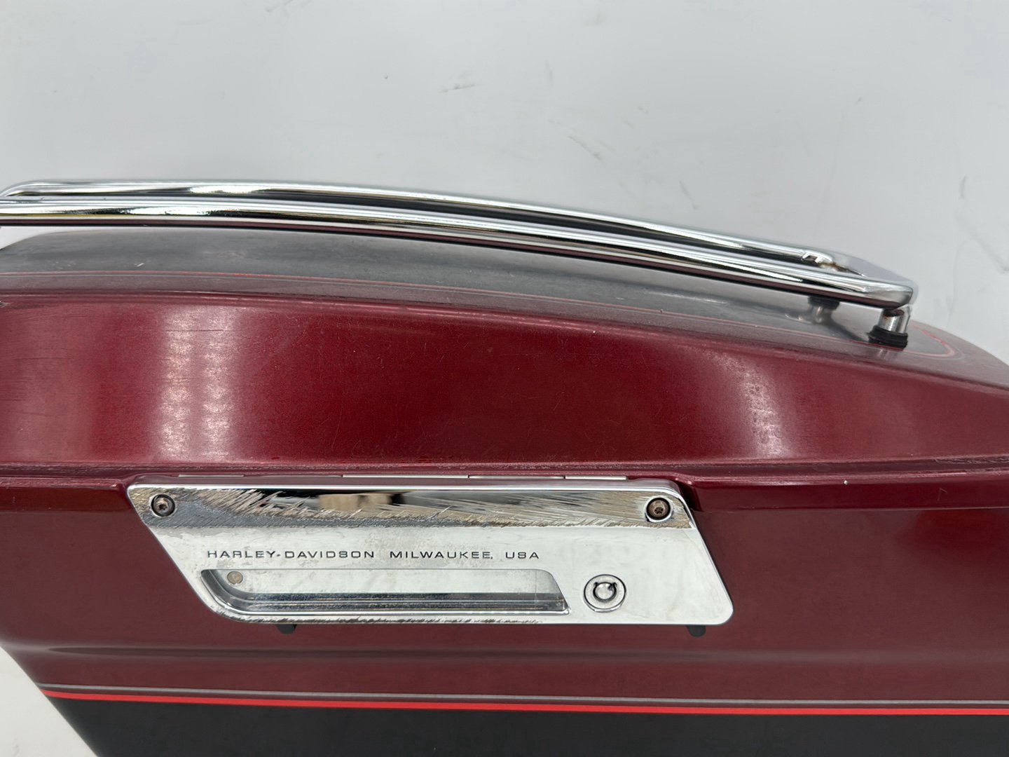 2000 Harley Touring Electra Glide Ultra OEM Left 1 Saddlebag Luggage NO Key