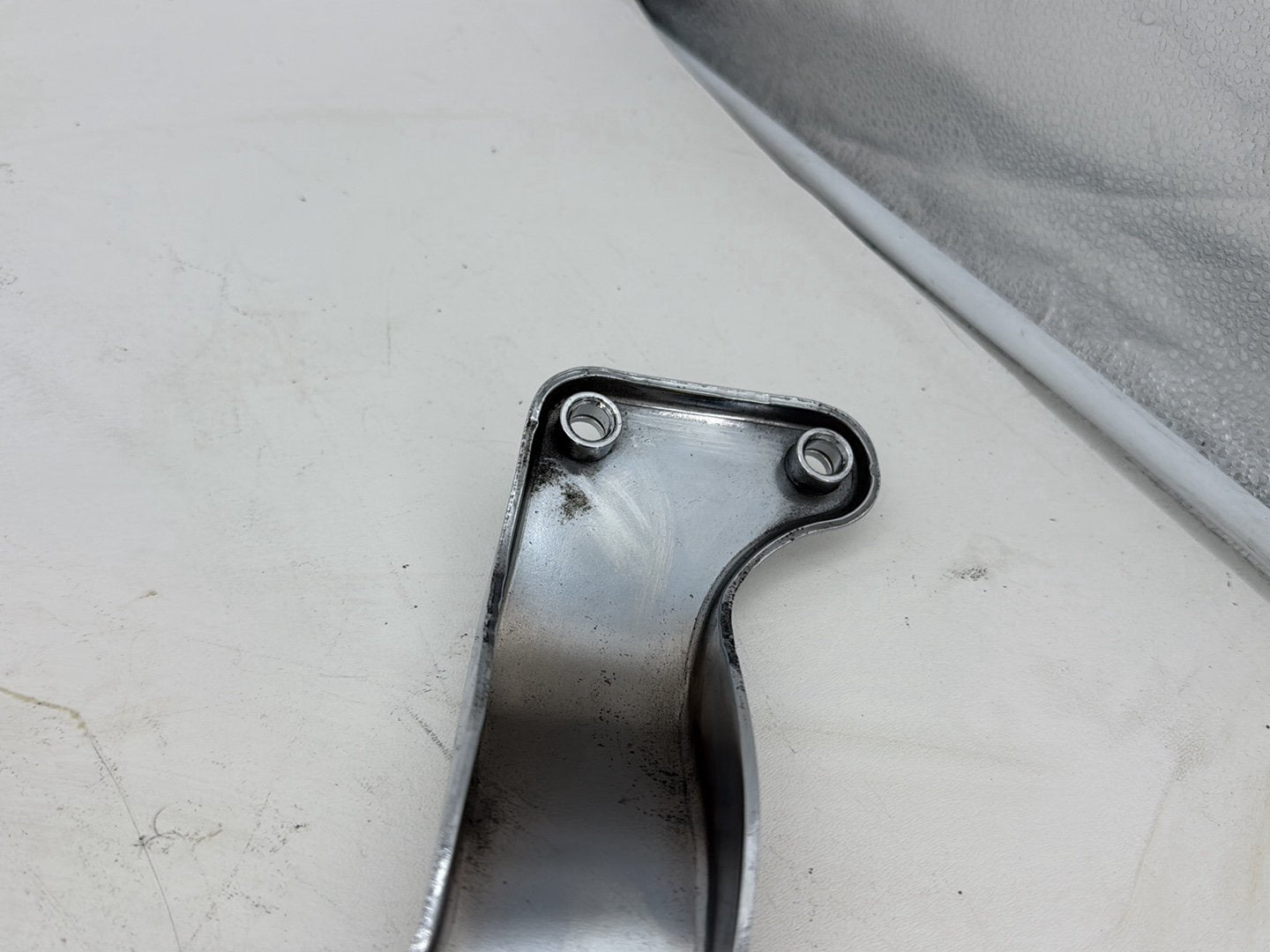 97 Harley Softail Heritage Classic OEM Rear Left &amp; Right Fender Support Bracket