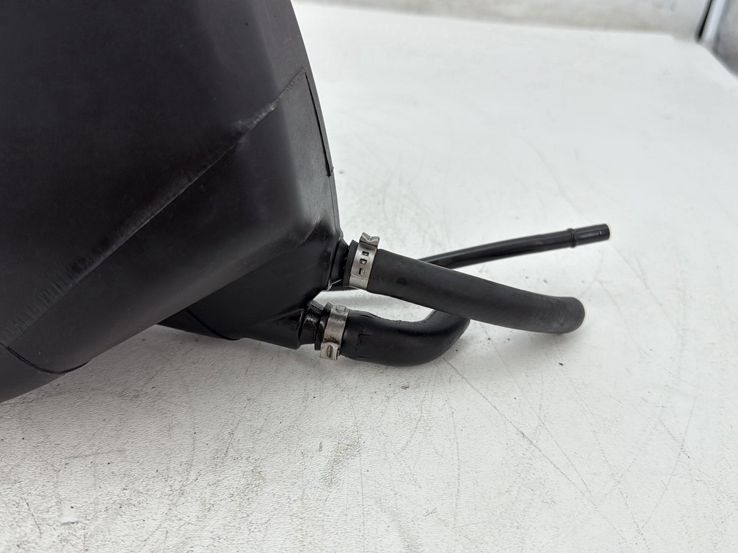 2009 Harley Sportster 883 Low XL883L OEM Oil Tank Reservoir Bottle Canister & Dipstick