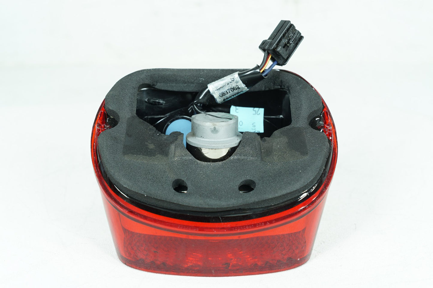 Harley-Davidson Misc  Rear Brake Taillight Tail Lamp 68066-99A
