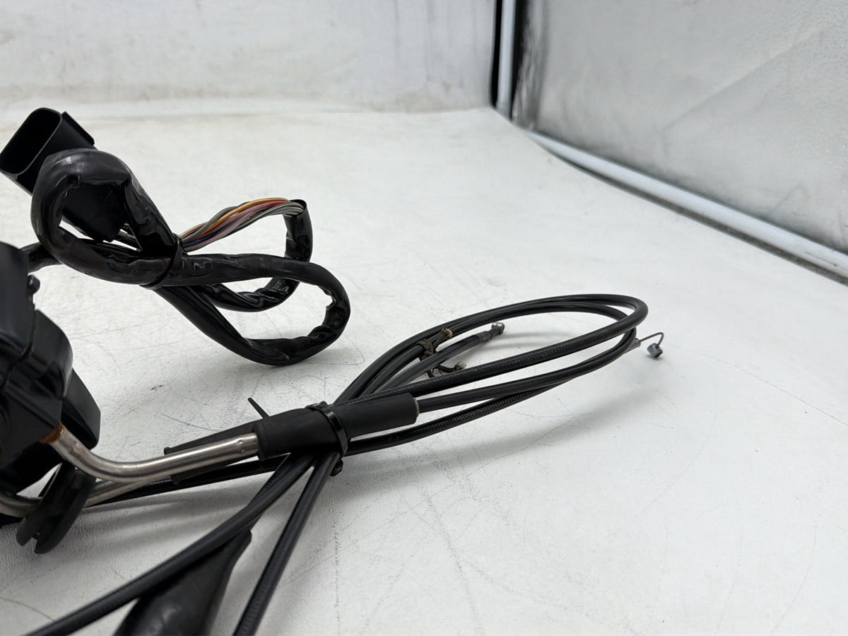 2007 Harley Electra Glide Touring OEM Right Engine Start Kill Switches Controls