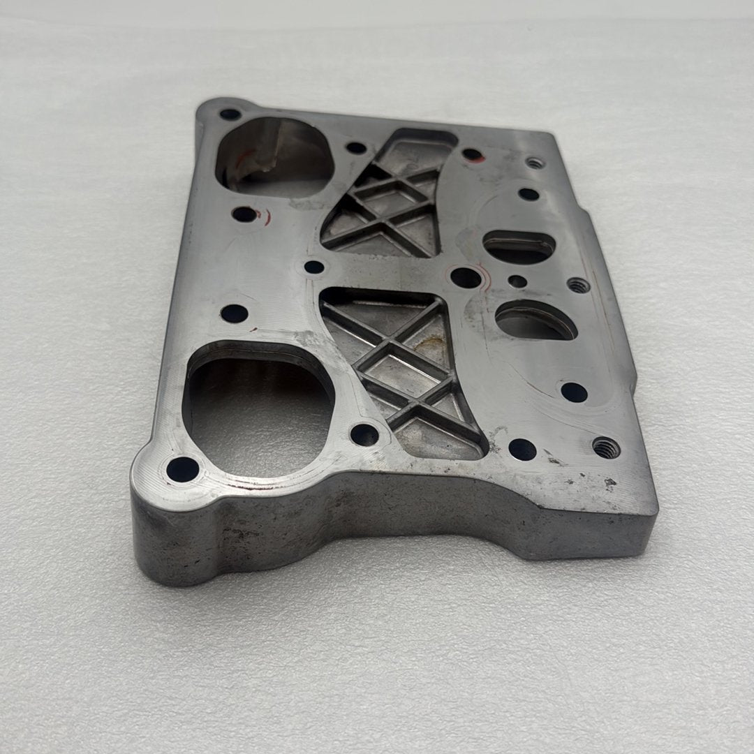 2007 - 2017 Harley-Davidson Dyna Street Bob Twin Cam Lower 1 Rocker Box 17543-99A 17543-99