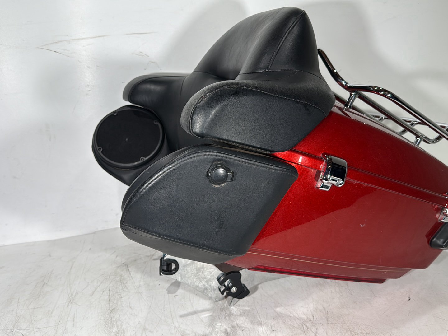 2008 - 2016 Harley-Davidson Touring Electra Glide Ultra Pass Backrest Tour Pak Luggage NOKey w/ Audio Left Right Rear Sound Speakers