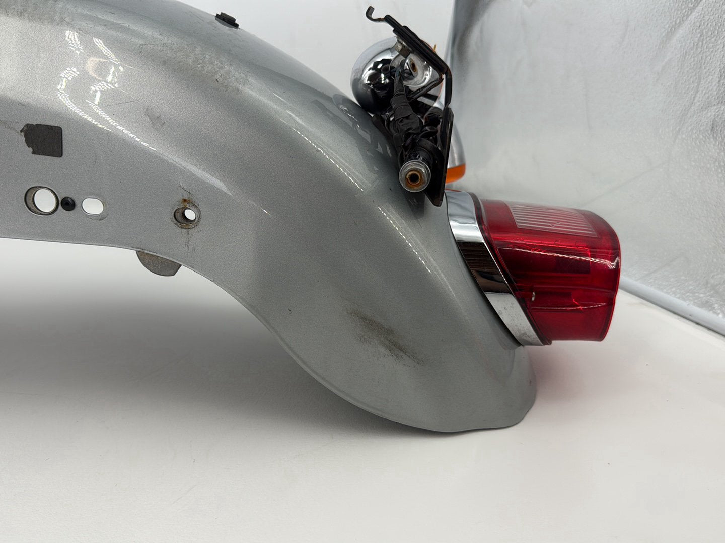 2014 Harley Sportster XL883L 883 SuperLow OEM Rear Wheel Fender Turn Signal Indicators