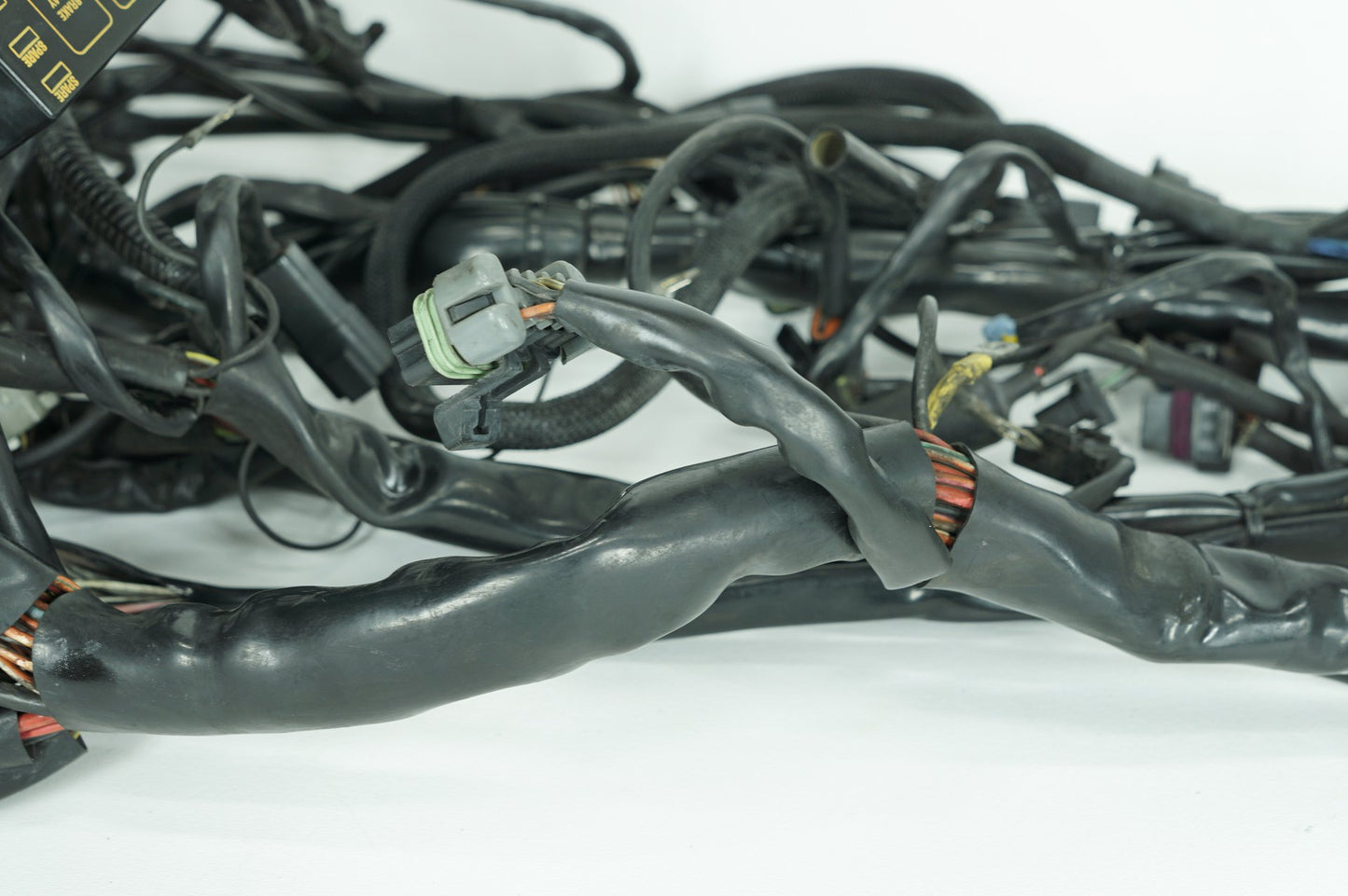 1999 - 2006 Harley-Davidson Touring Electra Glide Ultra Main Wire Wiring Harness Loom 70985-02