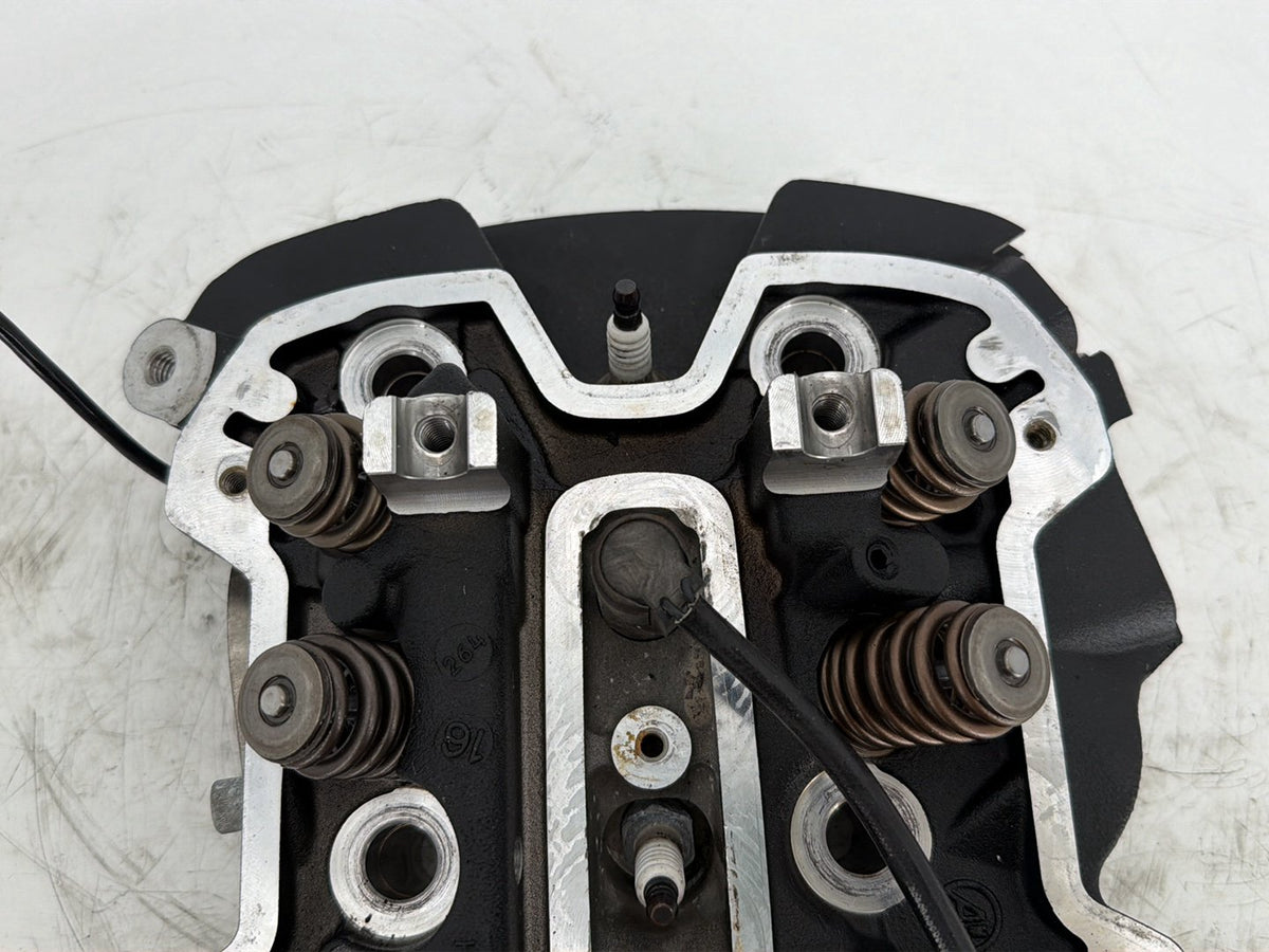 2017 Harley Touring FLHXS Street Glide OEM Front Twin Cam Engine Cylinder Head