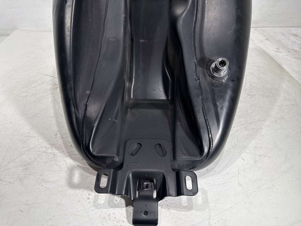 2013 Harley Street Glide Touring FLHX OEM Fuel Gas Tank Gasoline Reservoir