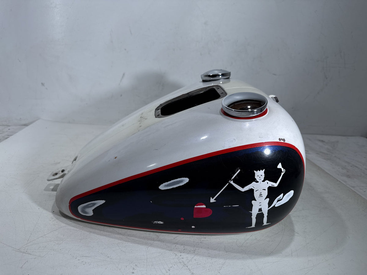 2004 Harley Heritage Softail Classic OEM Fuel Gas Tank Gasoline Reservoir EFI